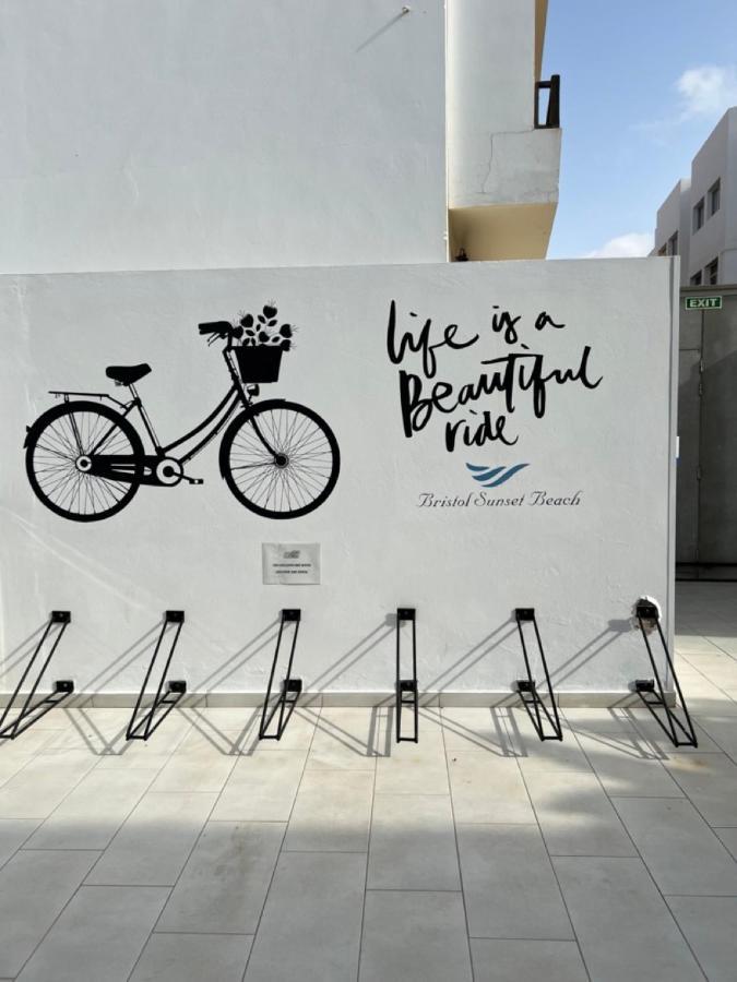 Corralejo Bristol Terrace Apartment Con Giardino Privato Esterno Ngoại thất bức ảnh